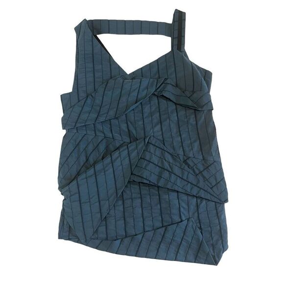 Asymmetrical Blue Sleeveless Tank Top - Picture 3 of 10